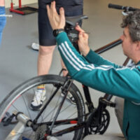 Dynamische Fietspositie: Preventie door de fysiotherapeut van wielrenblessures